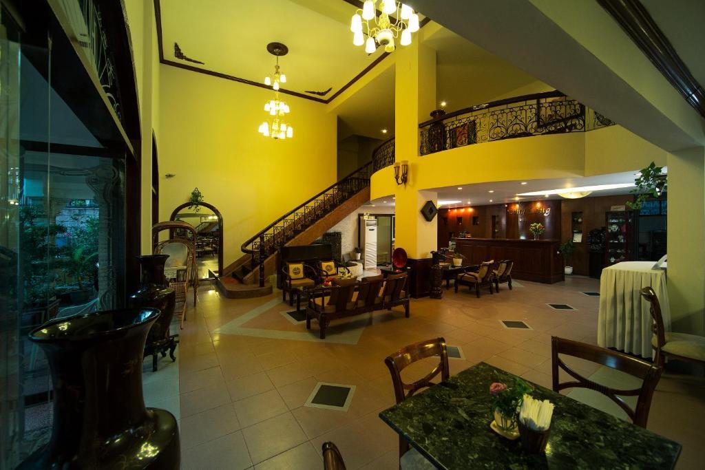 Royal Dragon Boutique Hotel Tan Binh Хошимин Екстериор снимка