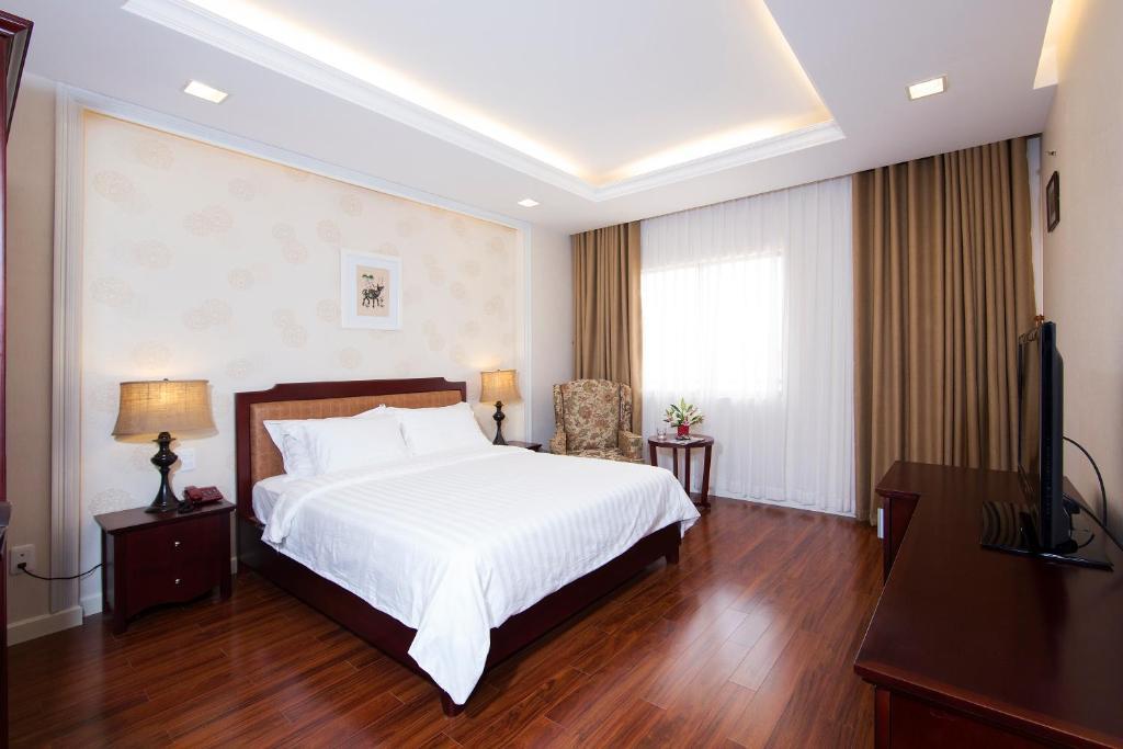 Royal Dragon Boutique Hotel Tan Binh Хошимин Стая снимка