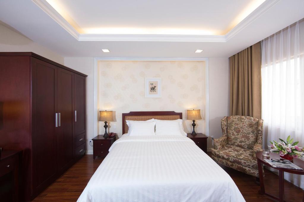 Royal Dragon Boutique Hotel Tan Binh Хошимин Стая снимка