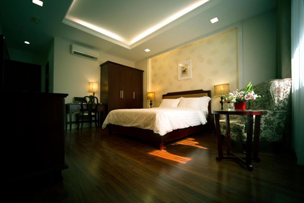 Royal Dragon Boutique Hotel Tan Binh Хошимин Екстериор снимка